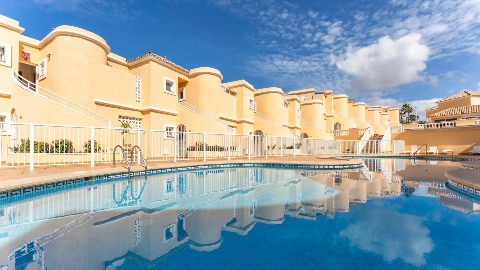 Benimar Costa Adeje Suites 0*, أذيخي